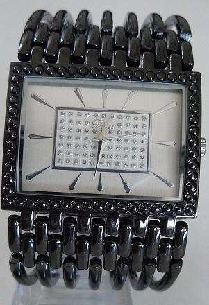 **NEW ARRIVAL**BLACK QUARTZ WATCH - STUNNING!!!