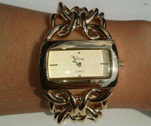 **GOLD QUARTZ WATCH** - STUNNING-STUNNING!!!