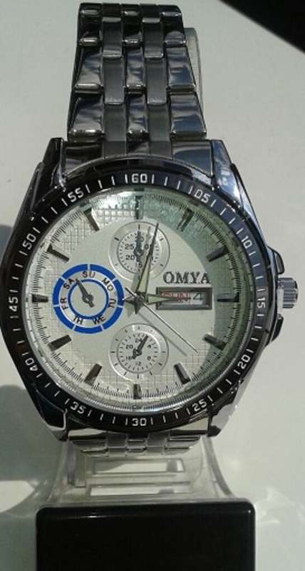 SILVER OMYA WATCH WITH DATE AND DAY DISPLAY