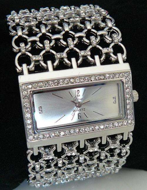 **SILVER QUARTZ WATCH - ABSOLUTELY BEAUTIFUL!!!!!