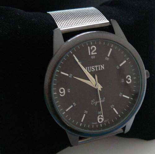 Stunning watch!! Justin - perfect Gift!!!