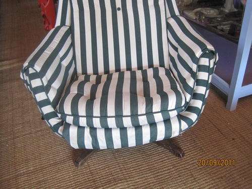 Stunning Retro Swivel Chair