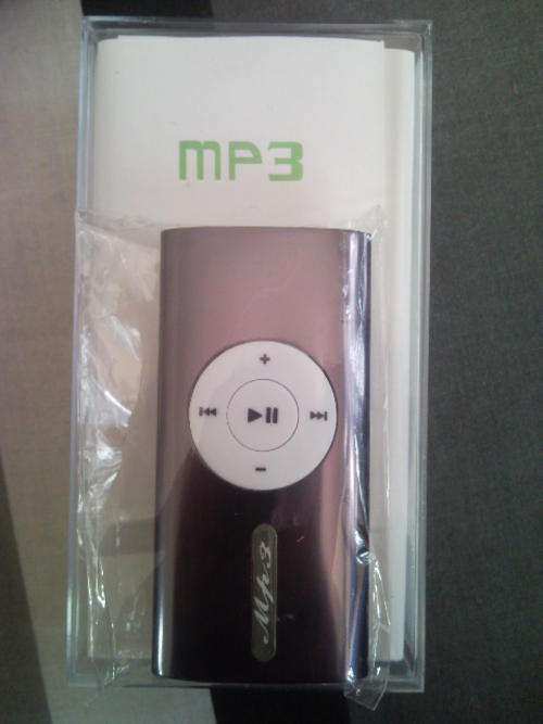PURPLE MP3 PLAYER WITH LOUD SPEAKER AND SD/TF CARD SLOT