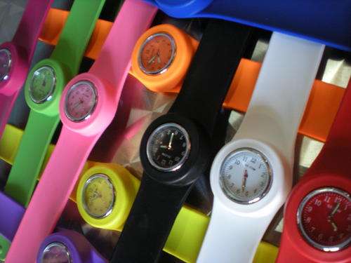 CRAZY SALE!!! 20 SLAP ON WATCHES UP FOR GRABS 1 BID FOR ALL