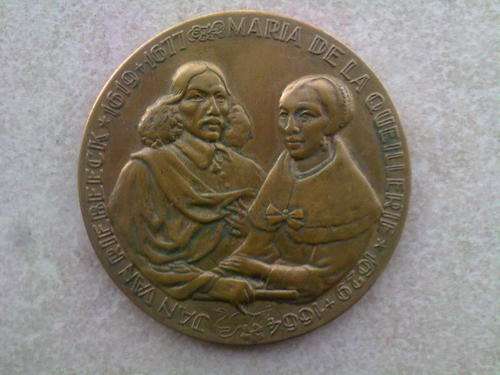 Jan van Riebeeck and Maria de la Queillerie bronze medallion