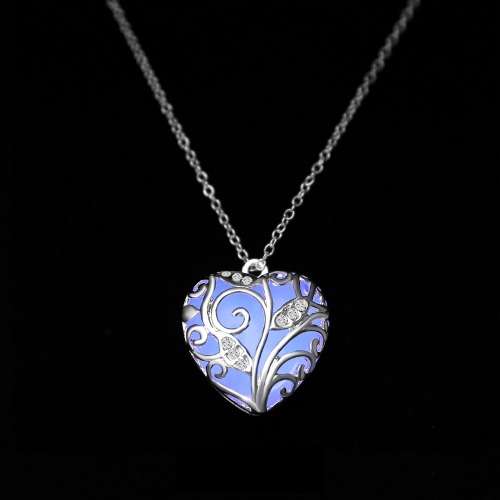 Glow-In-The-Dark Heart Pendant on Chain (Green)