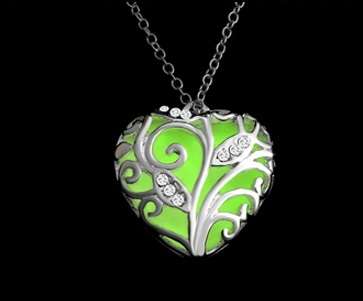 Glow-In-The-Dark Heart Pendant on Chain (Green)