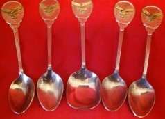 Collectible 4x Tea Spoon 1x Sugar Spoon (+- 13cm Long)