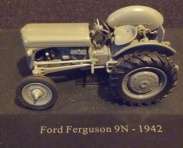 Hachette Collection Tractor -Ford Ferguson 9N 1942 Scale 1:43