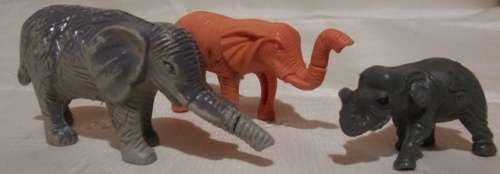 Wild Animals - Elephants Set Of 3 (+-Different Sizes)
