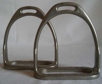 Stirrups Pair