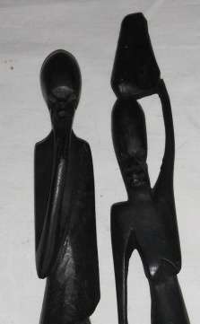 Boesman Carved Figures Set