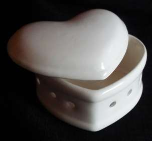 Small Porcelain Heart Shape Jewelry Box