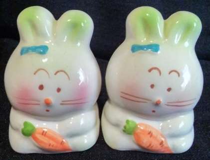 Small Porcelain Bunny Shape Salt & Pepper Shaker