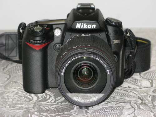Nikon D90 Digital SLR + 28-300mm Lens