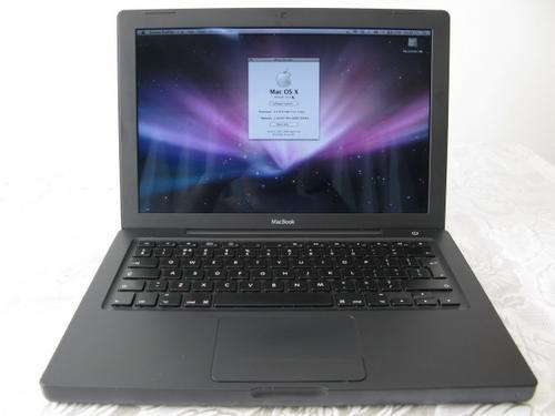 Apple MacBook Core 2 Duo 2.4 2Gb 250GB 13"