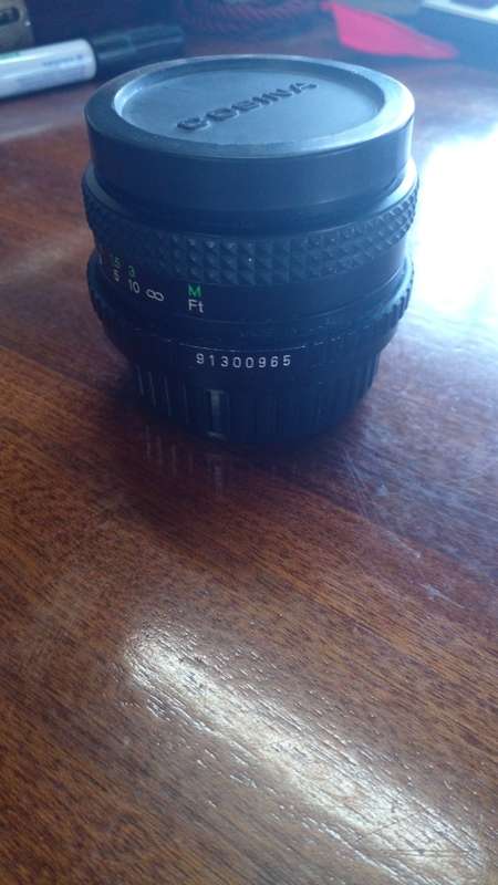 Cosina MC Cosinon-W 28mm lens w/ Case