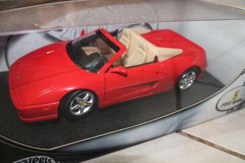 Hot Wheels Ferrari F355 Spider (in Box 1:18)