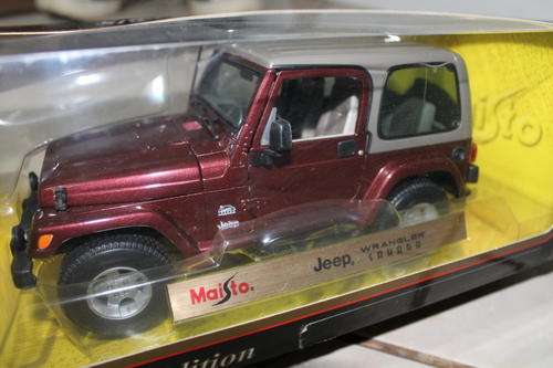 Maisto Jeep WranglerSahara SE 1:18 in box