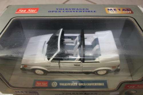 Sunstar VW Golf Open Convertable 1:18 in box