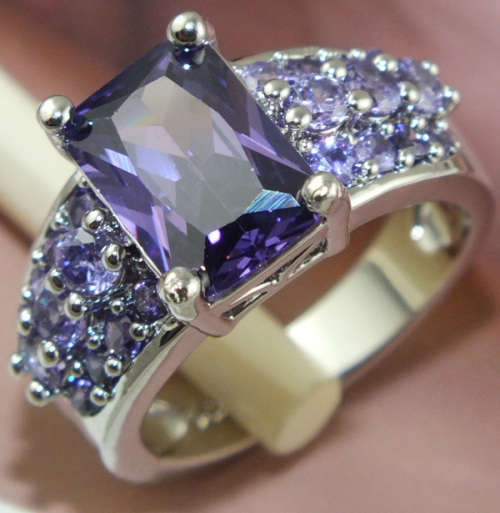 925 SILVER PLATED CRYSTAL ZIRCONIA PARTY RING SIZE 8