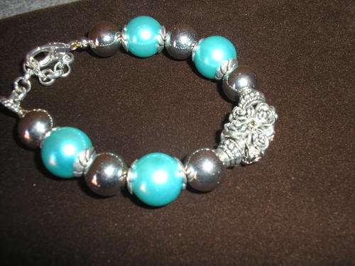 STUNNING SILVER AND BLUE BRACELET !!!!!!!!! A WOW !