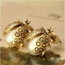 HOT SELLING FASHION ALLOY VINTAGE BEETLE PEARL EAR STUDS