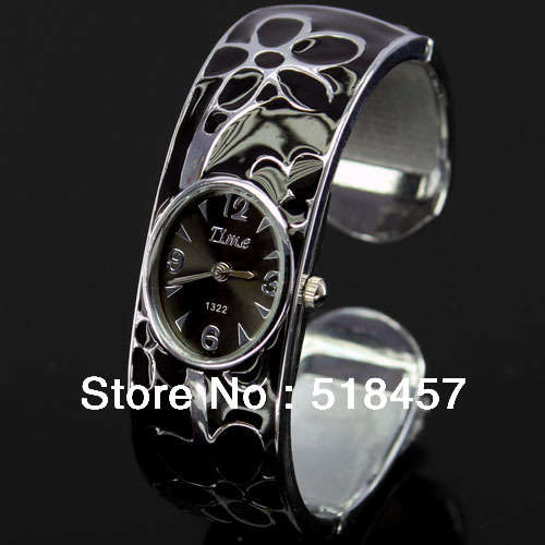 FLOWER STAINLESS STEEL PAINTING DRESS BANGLE WRIST WATCH