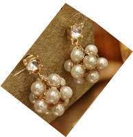CREATED PEARL CLUSTER EARING STUDS