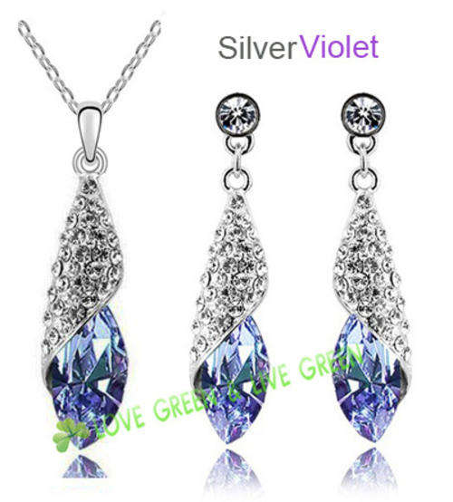 18 KT GOLD PL AUSTRALIAN CRYSTAL NECKLACE AND EAR RING COLOR IS PURPLE