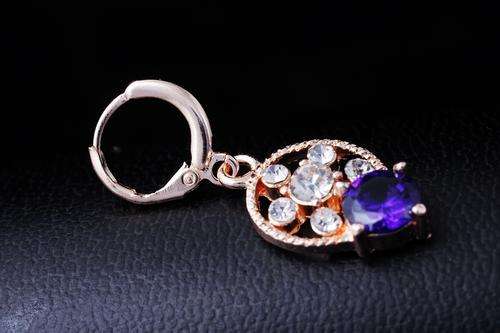 18 KT ROSE GOLD PLATED CUBIC ZIRCONIA EAR RINGS