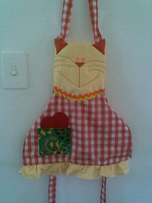 APRON