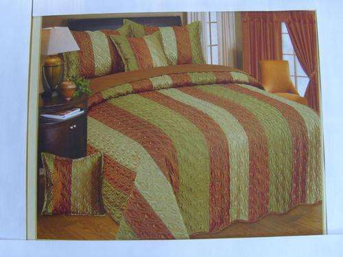 6 PIECE QUEEN SIZE LUXURY TOP QUALITY SILK BEDSPREAD SET FULLY EMBROIDED