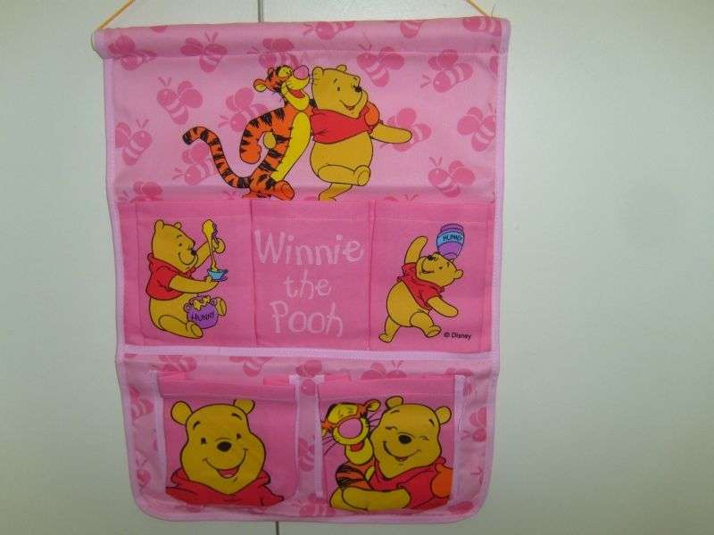 MAKE YOU BABY HAPPY !!!! WALL HANGING.....WINNIE THE POOH