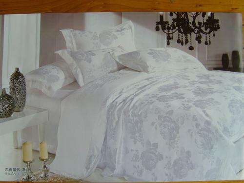 NEW ARRIVALS!!! 6 PIECE QUEEN SIZE CLASSIC 100% COTTON WHITE COLOUR DUVET COVER SET