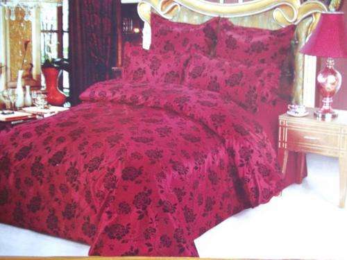 NEW ARRIVALS!!! 6 PICE QUEEN SIZE  POLYSILK VELVET PRINTED DUVET COVER SET