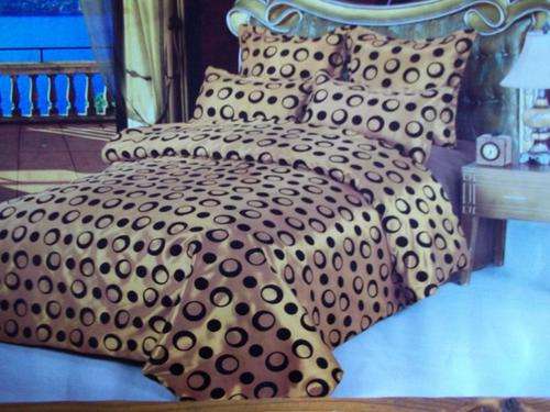 NEW ARRIVALS!!! 6 PICE QUEEN SIZE  POLYSILK VELVET PRINTED DUVET COVER SET