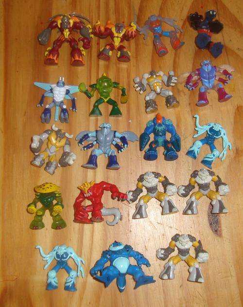 GORMITI AND GIOCHI  FIGURES