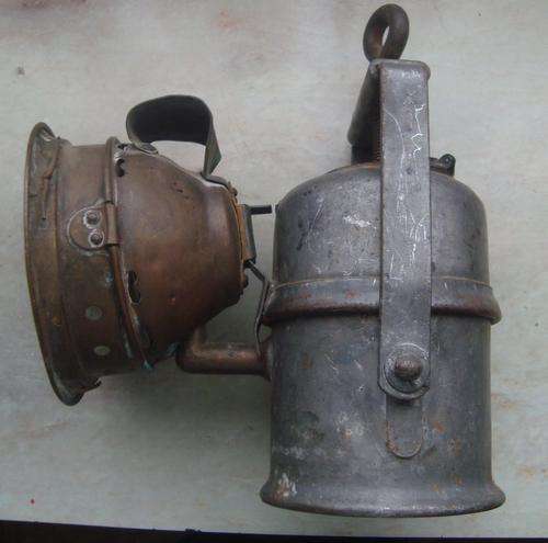 CARBIDE LAMP