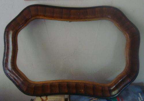 VINTAGE FRAME