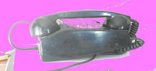 BLACK TELPHONE