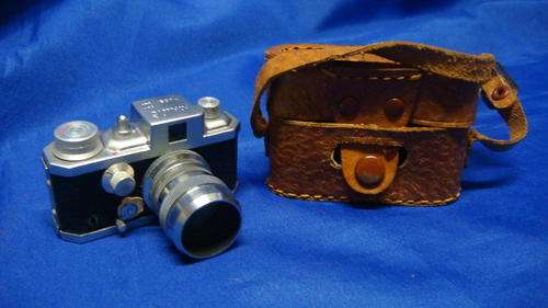 Kiku 16 Model II sub miniature camera circa 1956