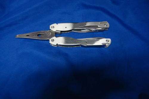 17 In 1 Multi-Purpose Fishing Tool