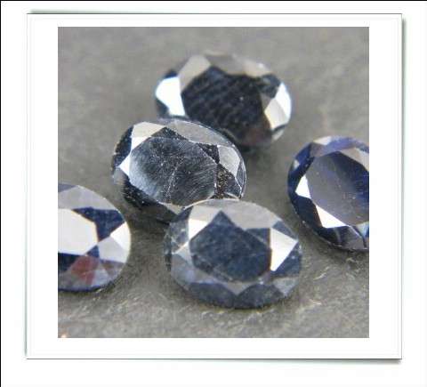 GEMZONE - Natural Black Sapphire Ovals - 1.58cts avg. each - 32 on offer