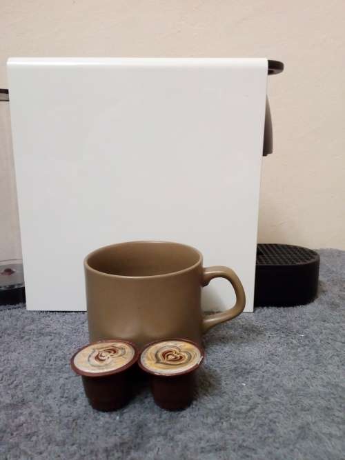 NESPRESSO ESSENZA MINI