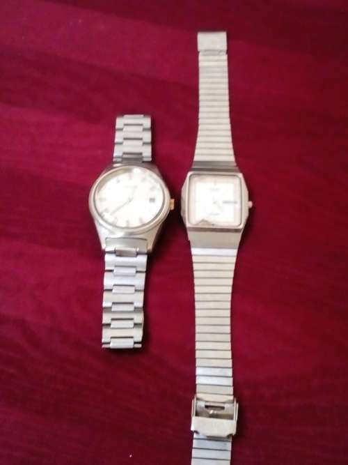 PAIR OF CITIZEN MEN`S WATCHES