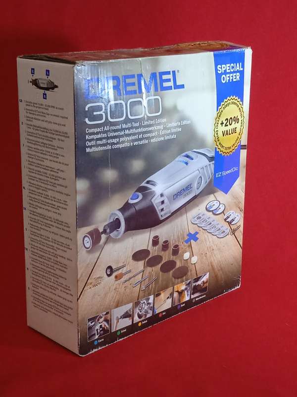 DREMEL 3000 ROTARY TOOL