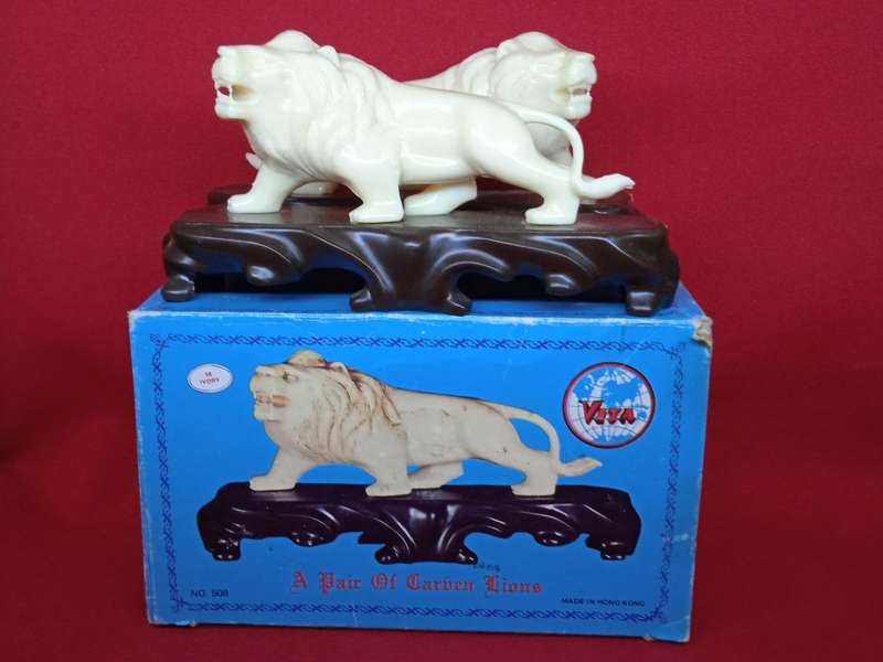 VINTAGE LION STATUES