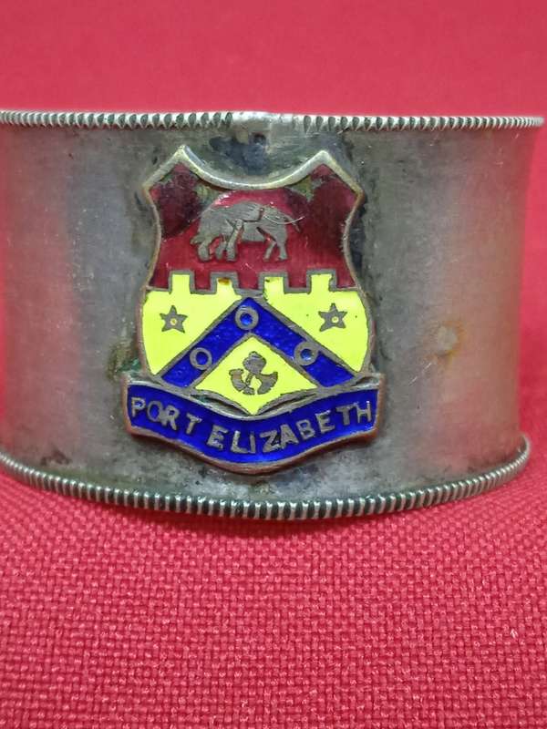 VINTAGE EPNS NAPKIN RING