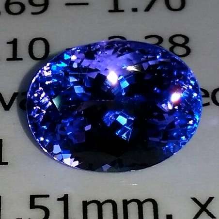 * Tanzanite * 4.80CT Certified Tanzanite  [bV7/7]